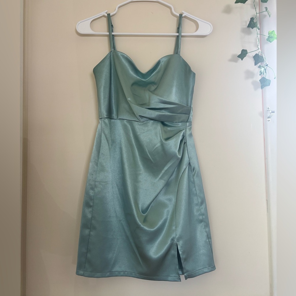 Xtraordinary Satin Cowl Midi Dress in Seafoam Green
